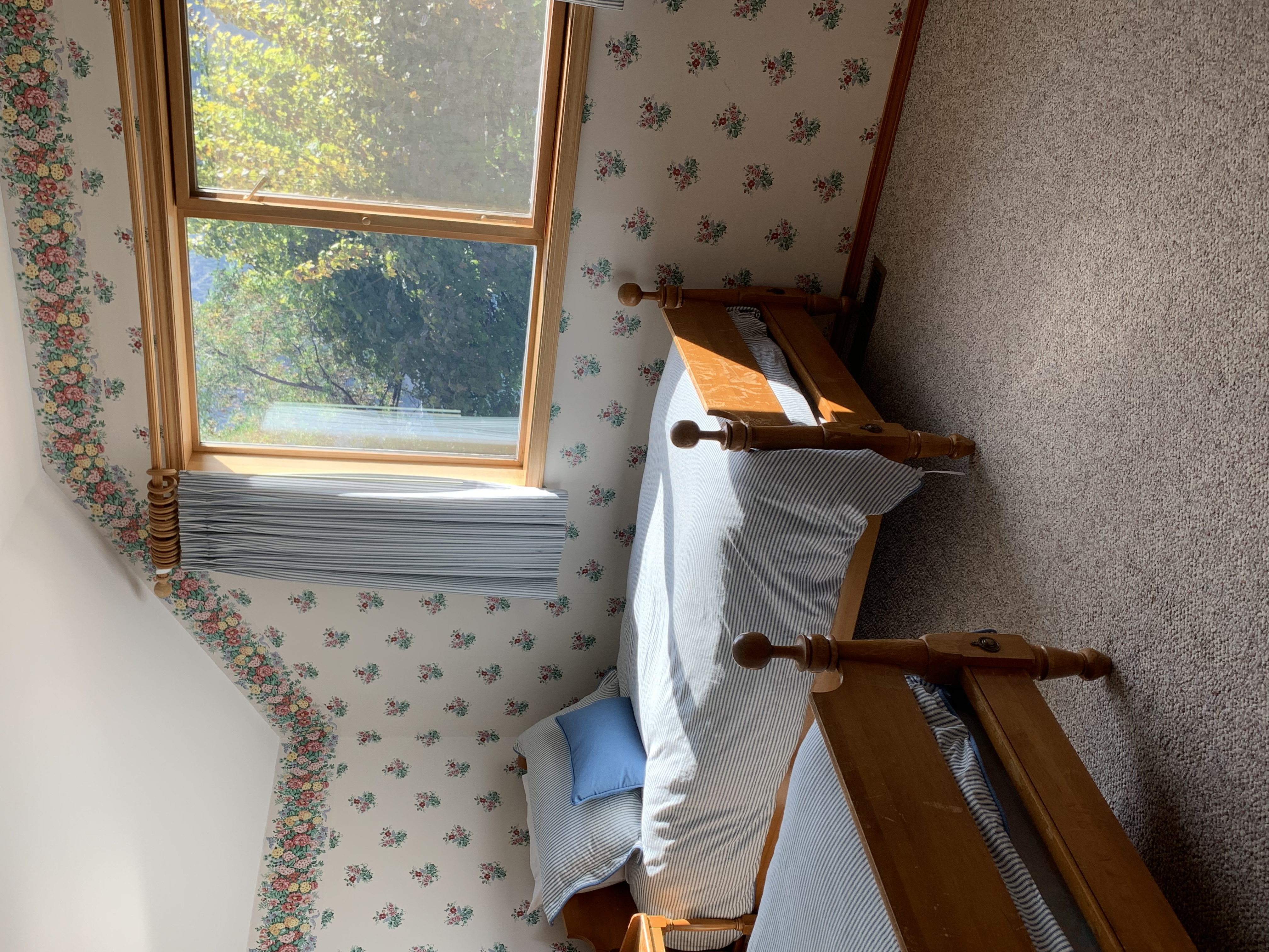 Lake room